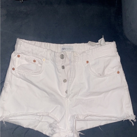 Zara and Meshki mom shorts - Picture 2 of 4